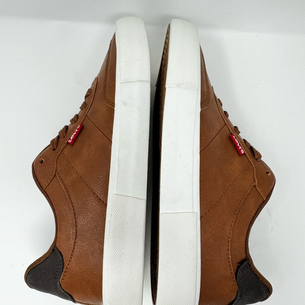NWOB Levi's Men's Munro Retro Low-Top Sneakers Vegan‎ Leather Size 7 Never Worn - Picture 13 of 14